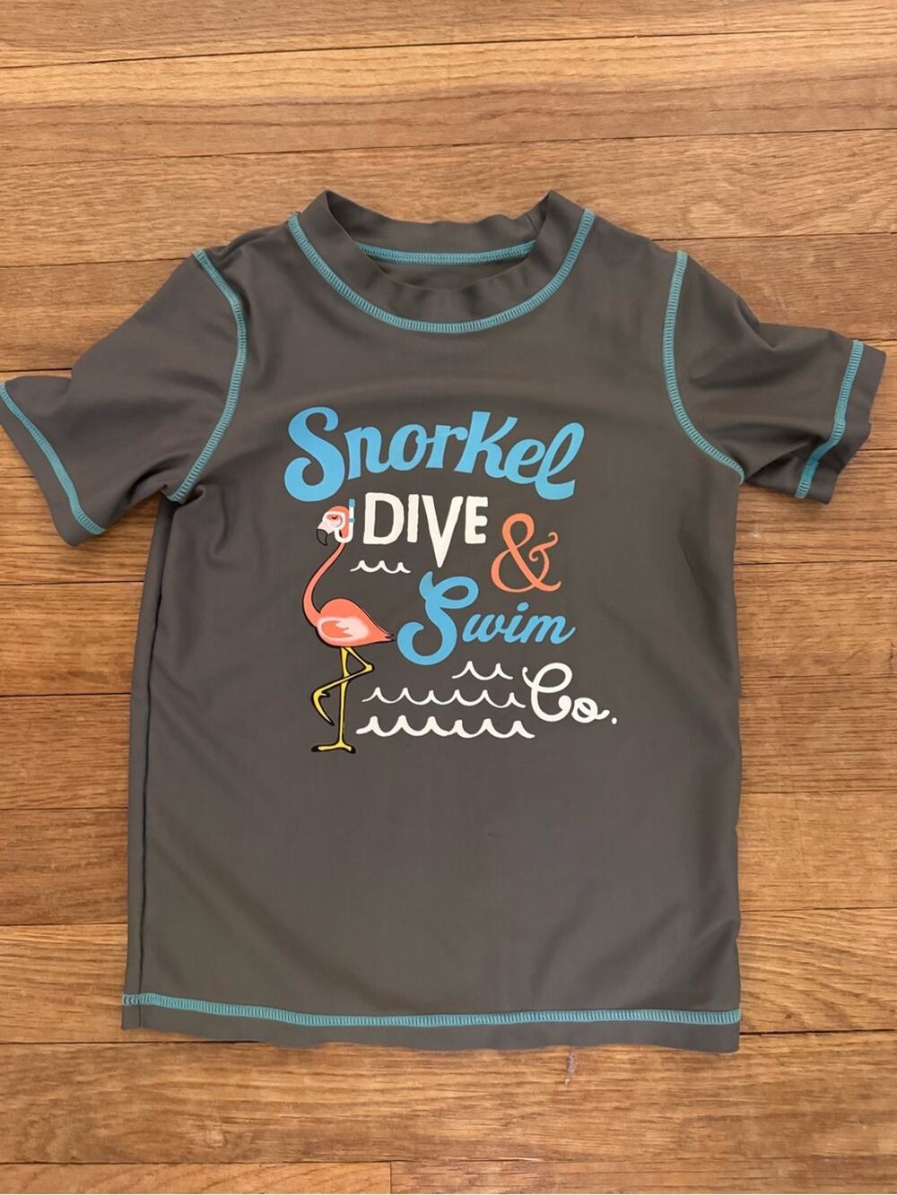 Circo Boy's Gray Flamingo "Snorkel Dive & Swim Co." Rash Guard - Size 4T
 b48